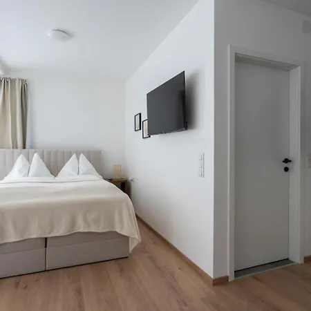 Farawayhomes #12 Apartman